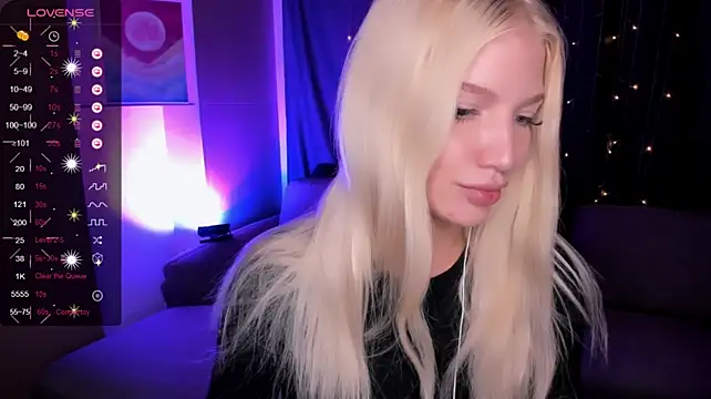 AnyaTaylor_ live cam on StripChat
