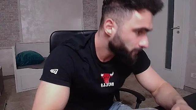 MicahLane live cam on StripChat