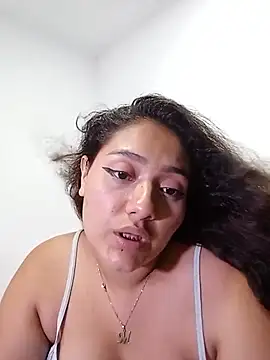 snake_mia shaved anal cam