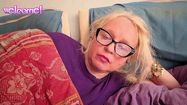 martachatte live cam on StripChat