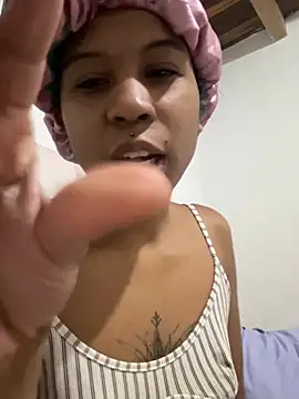 Zaira_Rose_ live cam on StripChat