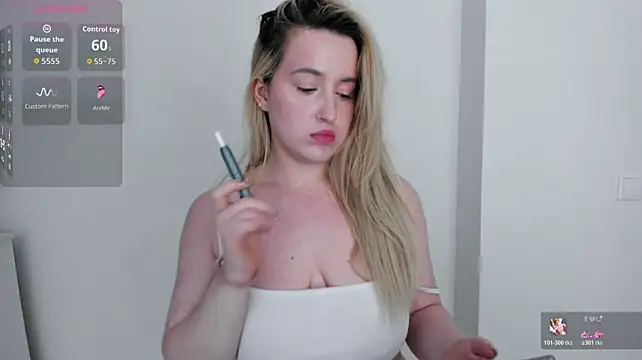 acidjuice0 live cam on StripChat