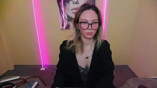 Sweet_Peachyyi live cam on StripChat
