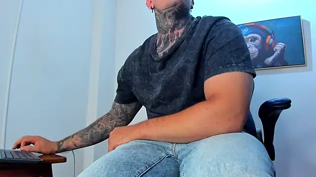 Joeysexx2 live cam on StripChat