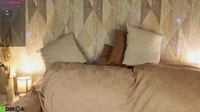Michelle_Blond