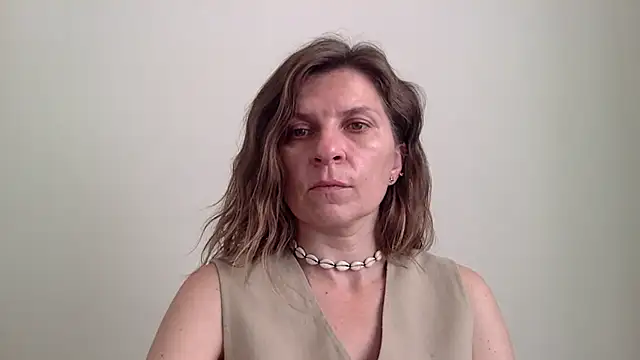 Zirelliny live cam on StripChat