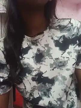 sexy___hotty live cam on StripChat