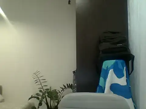 _squirty_cum_lady_ live cam on StripChat