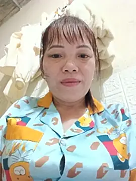 Sana-vn live cam on StripChat