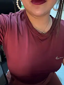 Oh-Taara live sex cam