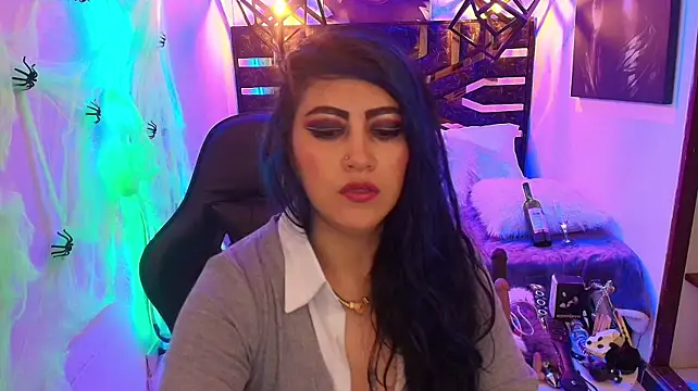 scarleth_blue live cam on StripChat