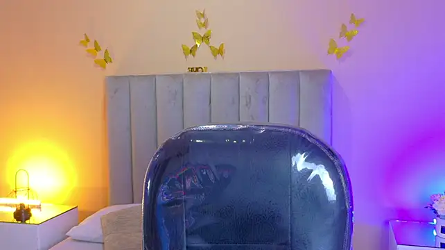 Derek_Sinn live cam on StripChat