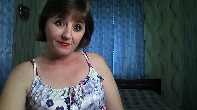 Alisaprice077 live cam on StripChat