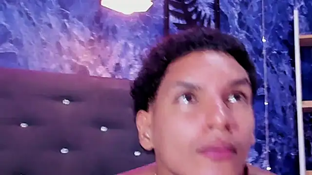 kai_storm77 live cam on StripChat