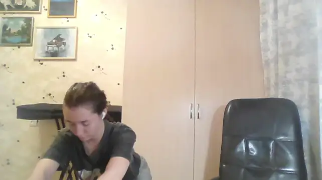 ValerieLomack live cam on StripChat