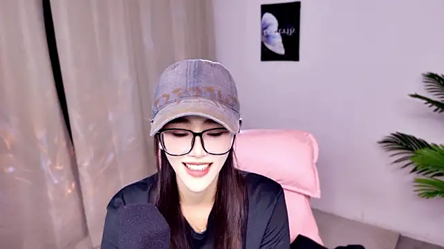 Ting- live cam on StripChat