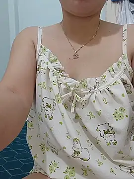 Lunna_sexyy live cam on StripChat