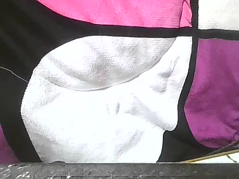 Fakama1 live cam on StripChat