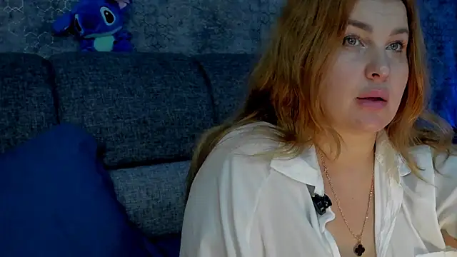 CoraSwon smooth pussy cam room