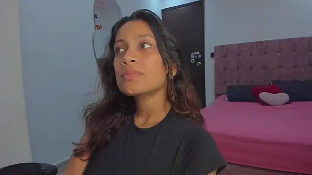 Gamora22 live cam on StripChat