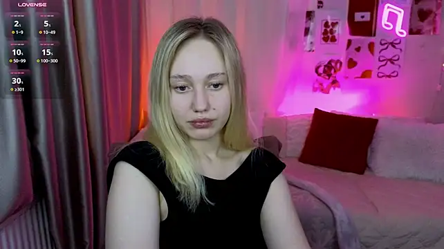 TinaShelton live cam on StripChat