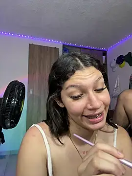 shery_l live shaved cam