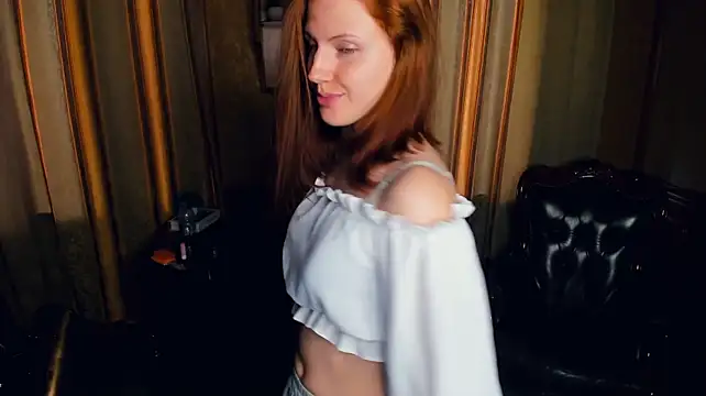 JuttaVannette shaved fetish room