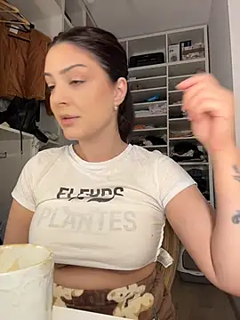Lexi_Storm teasing dirty talk show