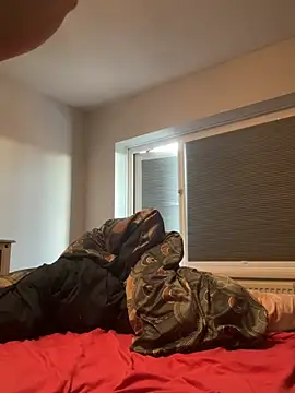 Curvy-GingeXX live sex cam