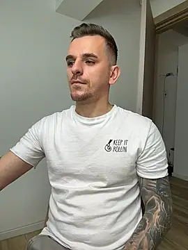 Huge_cock22cm