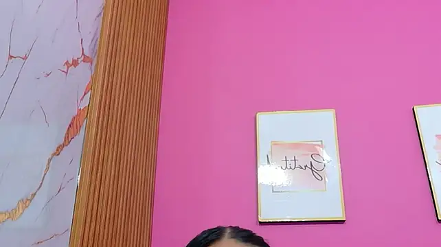 yourcuteneighbourr