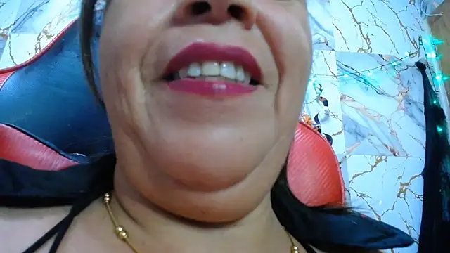 alina_maturehot
