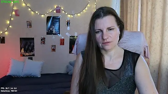 Mirabelle_Velvet