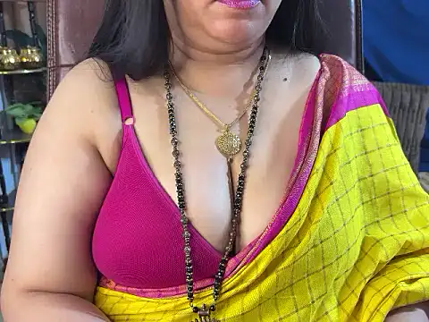 Curvy_Vincy4