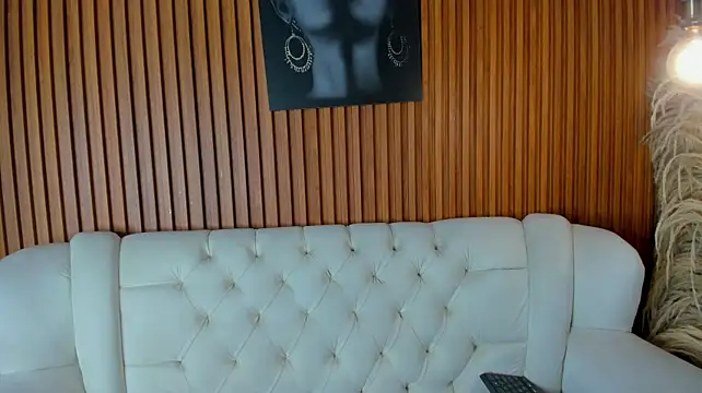 Brenda_Thomp live cam on StripChat
