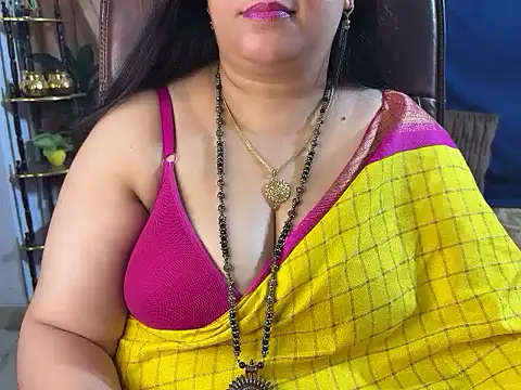 Curvy_Vincy4