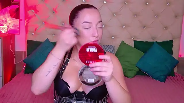AVA_MAXIMUS