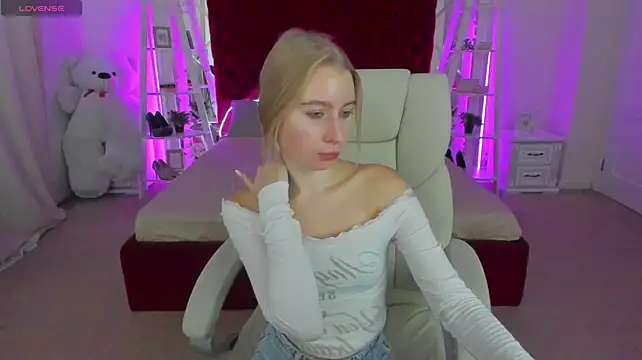 Alina_Blonde