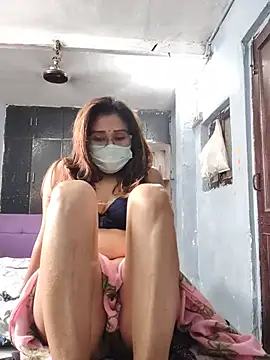 hot_laxmi2