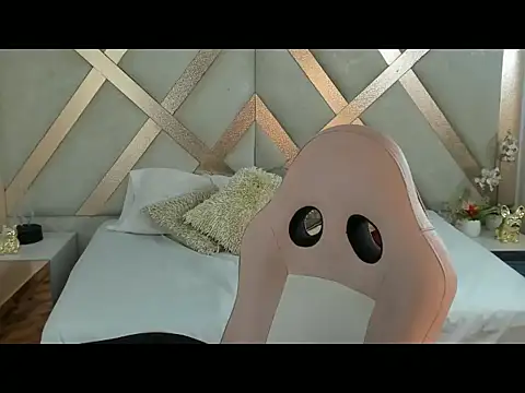 CharloteEvans__