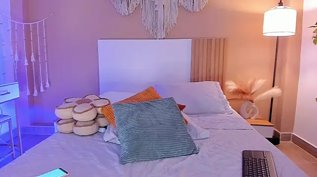 Emilly_Beaumont