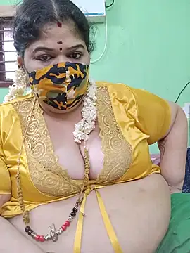 tamil-mayasri (F milf) - my hairy pusyy flash