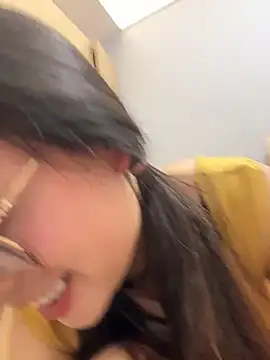 xianyu-ss live cam on StripChat