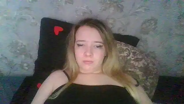 ViolaCandy live cam on StripChat