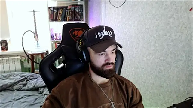 _Serious_Man on Stripchat