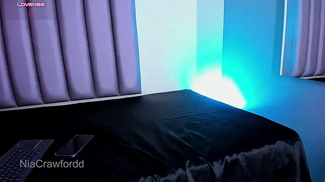 NiaCrawfordd