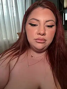 CurvyKimmy1