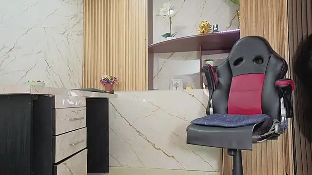 MissEscarleth