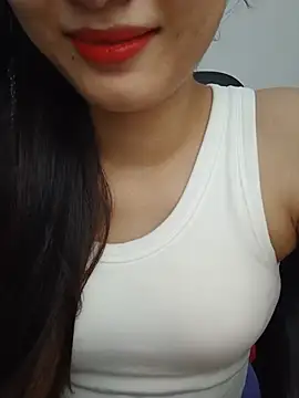 Linda_x2