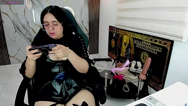 queen_findom1